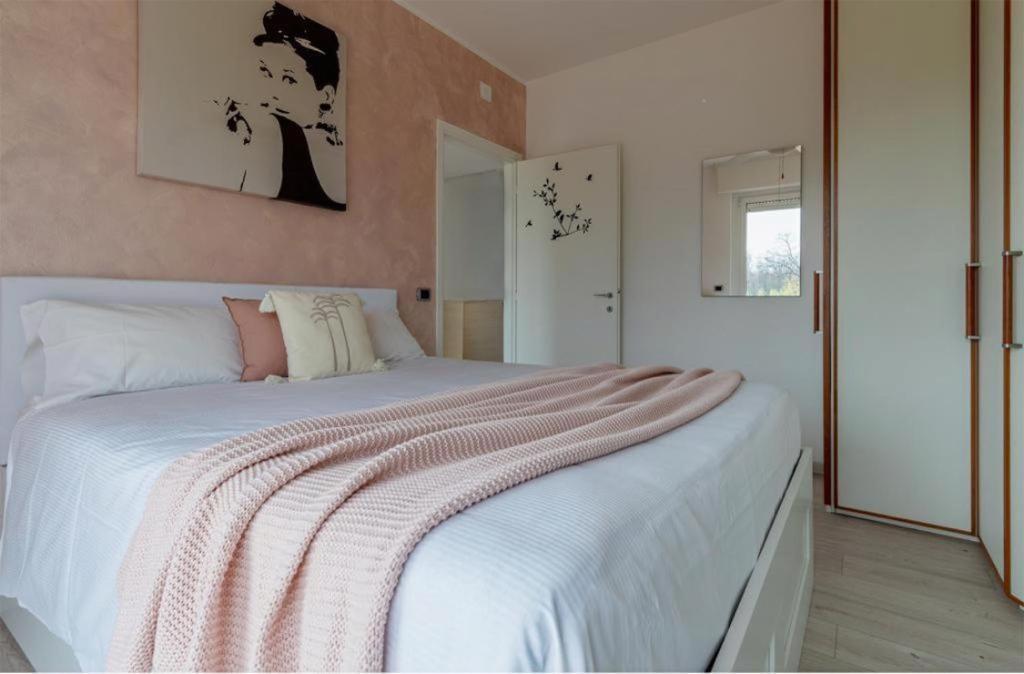 Apartamento Casa Martina Castelletto sopra Ticino Exterior foto