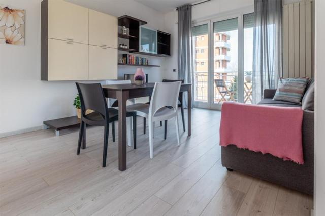Apartamento Casa Martina Castelletto sopra Ticino Exterior foto